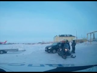 Тазовские автоинспекторы задержали нетрезвого водителя снегохода без прав