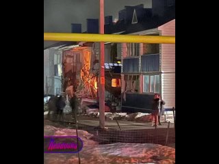 В Татарстане взорвался газ в двухэтажном многоквартирном доме в городе Нурлат — уничтожены два подъезда