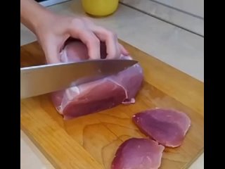 Очень вкусные свиные отбивные