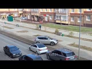 Объезд пробки через аллею в Новом городе.