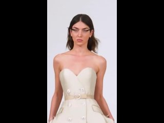 Коллекция Alexis Mabille 2024