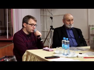 С тагильскими старшеклассниками встретился уральский писатель Алексей Сальников