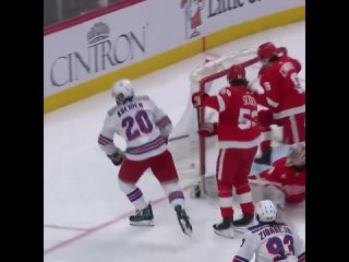 Детройт  Рейнджерс  3:4 (1:2, 2:1, 0:1) 6 апреля. Детройт. Little Caesars Arena. 19515 зрителей.