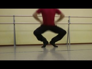 Присядки в русском танце.