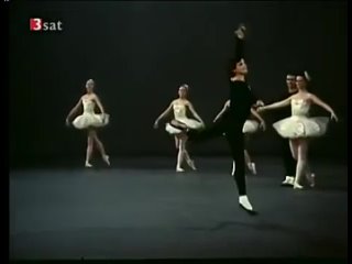 Балет  Джорджа Баланчина Хрустальный дворец /Симфония до мажор (Georges Bizet)