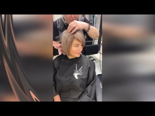 ГРАДУИРОВАННЫЙ БОБ С КОСОЙ ЧЁЛКОЙ 2023/GRADUATED BOB WITH OBLIQUE BANGS 2023