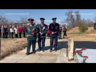 Керчи торжественно открыли памятник «Мотобот» после реставрации