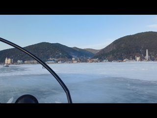 Байкал. Большое море. Приехали на хивусе в Листвянку