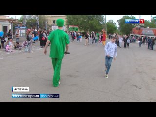 Сотрудники тепловозоремонтного завода в Астрахани провели экскурсию для родных