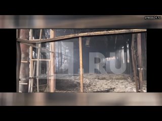 На кадрах — последствия пожара в “Крокус Сити Холле“. Можно увидеть, что здание почти полностью сгор