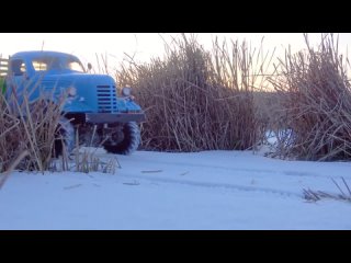 RC Cars Test Drive  8x8 Military Truck vs 6x6 King Kong Zil Off Road Snow Race