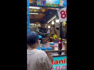 Любимое тайское мороженое - «уличное» азиатское лакомство в виде мини-роллов на любой вкус🍦🤤Сынок#Thailand2️⃣4️⃣2️⃣0️⃣#Phuket☀️