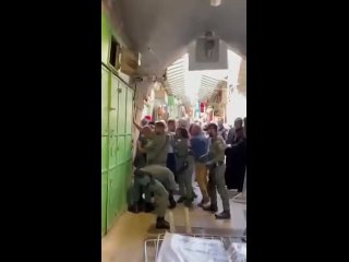 Israeli occupation forces prevent Palestinian Christians to get to the Church of the Holy Sepulchre during the celebrations of