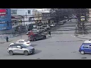 Появилось видео наезда на пешехода в центре Ярославля