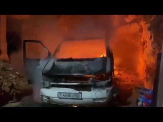 ⚠️ Les colons israéliens ont incendié les véhicules palestiniens dans la ville de Naplouse en Cisjordanie occupée