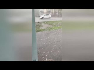 Ураган, ливень и град бушуют в Татарстане