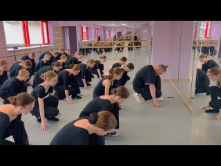 Видео от Хореографическая студия народного танца КАРУСЕЛЬ