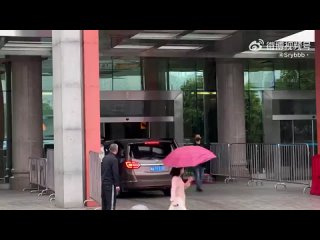 Видео от Голубая гортензия | Фан-уголок | Gong Jun