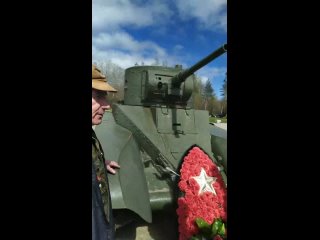 Live Пульс: Экскурсия Дорогами памяти. Рассказ о танках возле музея-диорамы Прорыв блокады Ленинграда (1 мая 2024)