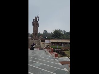 Дорога в Джайпур из Дейли. Памятник Шиве. Большой тур по Индии