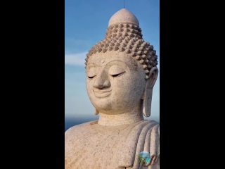 Большой Будда
Таиланд. 

Храмовый комплекс и самая боль