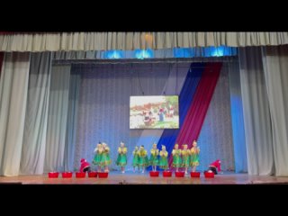 Русский народно-стилизованный танец “Большая стирка“
