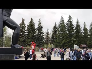 В парке имени 30-летия Победы началась праздничная программа к Дню Победы