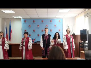 Сегодня в Станично-Луганском муниципальном округе прошло торжественное мероприятие, посвященное Дню местного самоуправления
