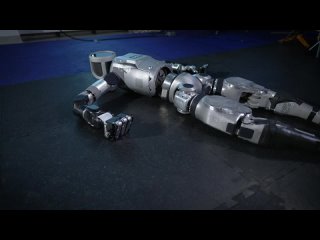 Boston Dynamics представила новое поколение роботов Atlas, которые полностью электрические и не содержат гидравлических элементо