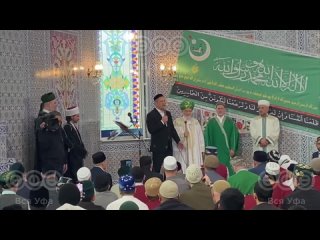 Радий Хабиров и Ратмир Мавлиев поздравили мусульман с праздником