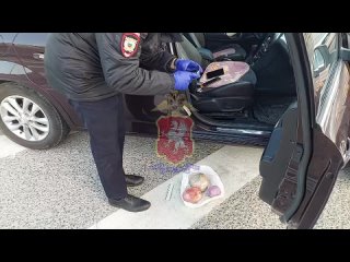 Севастопольские полицейские задержали подозреваемого в покушении на сбыт марихуаны в крупном размере