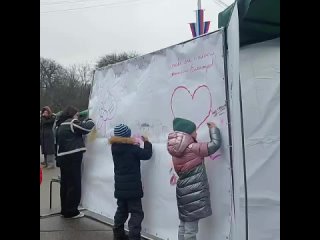 🎶Для прекрасной половины Ессентуков на празднике вчера спел Участник СВО сержант Филатов, ❤️солист ансамбля песни и пляски красн