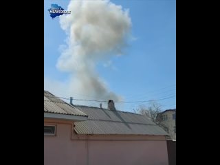 ️Мирный Луганск впервые за год подвергся вражескому обстрелу — в районе автовокзала начался пожар
