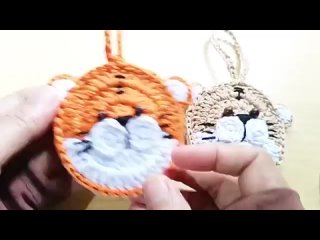 Crochet keychain __ amplop lebaran rajut bentuk harimau __ tiger crochet keychai