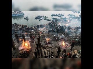 Так проходит индийский обряд кремации в Варанаси на берегах священного Ганга