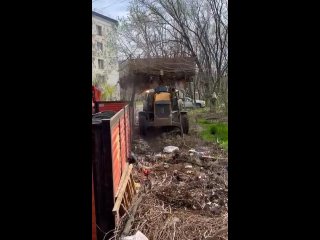 В Махачкале усилена работа по устранению завалов мусора