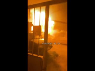 🔰В Сети появилось видео ракетного удара по военному эшелону ВСУ на железнодорожной станции Синельниково в Днепропетровской облас