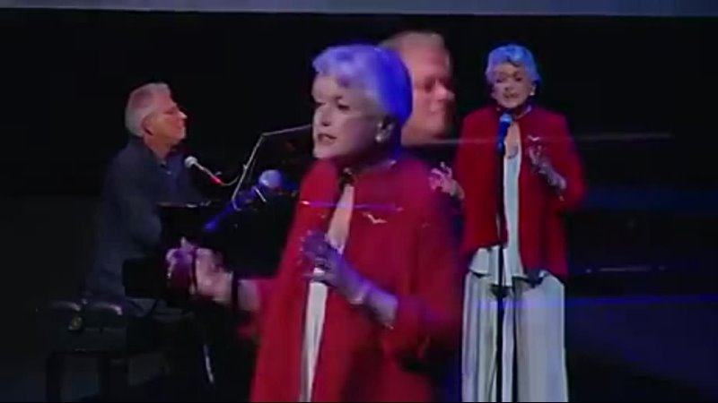 Angela Lansbury (murder, she wrote) sings her song from Beauty and the Beast at the age of 90