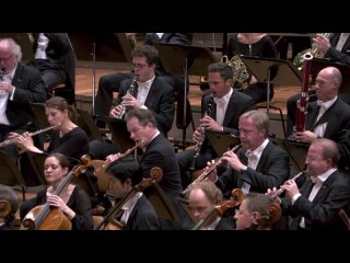 Shostakovich Symphony No. 5 - Gustavo Dudamel and Berliner Philharmoniker