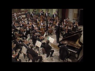 Beethoven Piano Concerto No. 5 - Daniel Barenboim, Claudio Abbado and Berliner Philharmoniker (1994 Europakonzert)