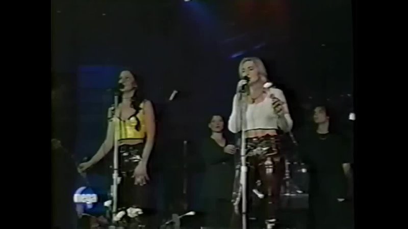 Acapella Linn and Jenny Berggren ( Ace of Base) Vårvindar friska Old Swedish