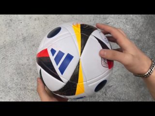 Обзор мяча Adidas Euro 24 Fussballliebe League Box