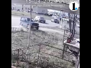 В Магнитогорске Челябинской области 70‑летний водитель автомобиля «Нива» не справился с управлением, вылетел с дороги и врезался