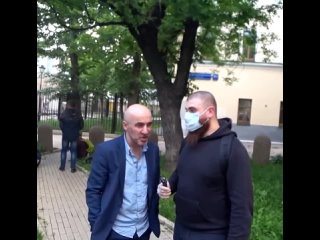Алекс Волкановски стал кайфариком после жизни в России