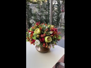 Видео от  цветы/ подарки / декор