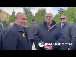 Путин рассказал, что вечером 8 мая допоздна обсуждал ситуацию на Украине с Лукашенко.