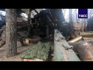 ▶️ Crews of Msta-B howitzers of the Eastern group of the Russian Armed Forces destroyed armored targets of the Ukrainian Armed F