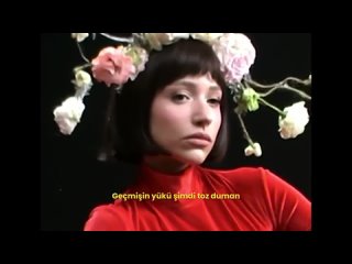 Lan - Zeynep Bastk _ Lyric Video(_-O22D3EV6G0_).mp4