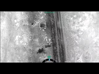Меткие сбросы гранат с квадрокоптеров по украинской пехоте на бахмутском направлении 2
