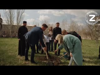 Родненькие, посмотрите, в каком прекрасном деле мы с хором поучаствовали.